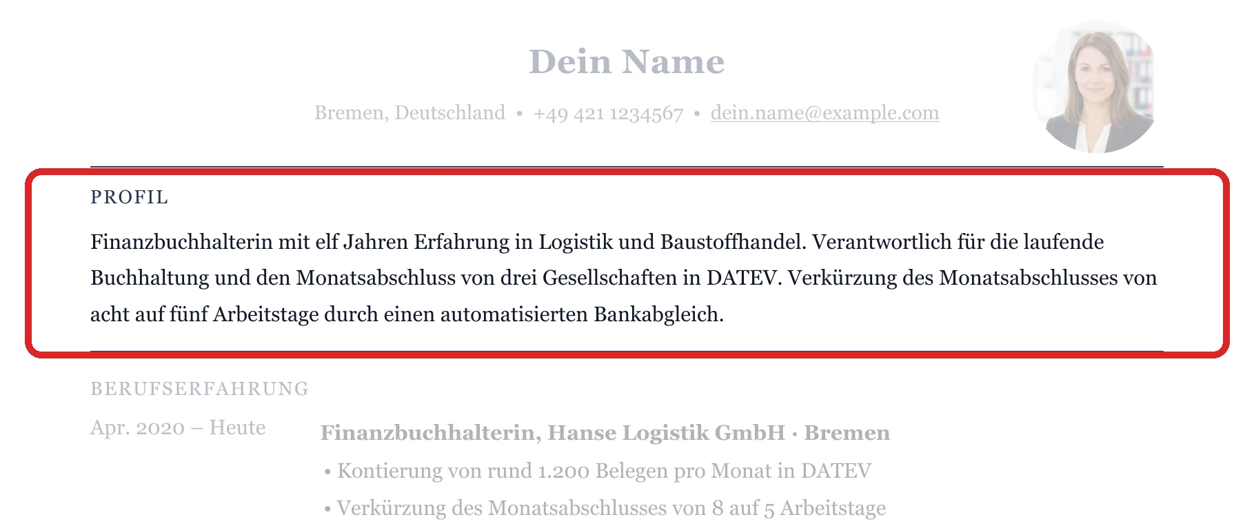 Position eines Kurzprofils zwischen Kontaktdaten und Berufserfahrung