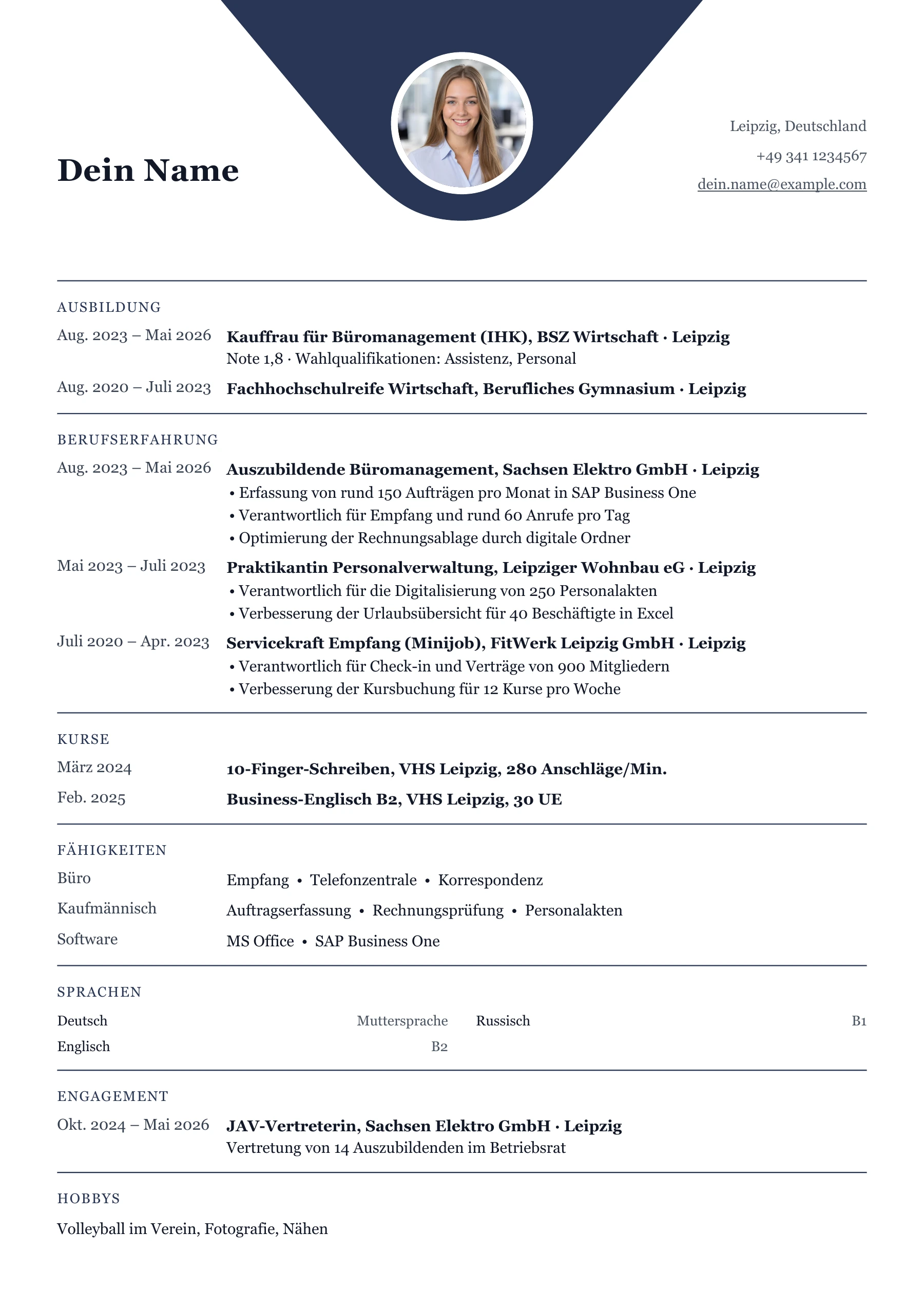 Lebenslauf Bürokauffrau · Ausbildung & Einstieg · Klassisch zentriert