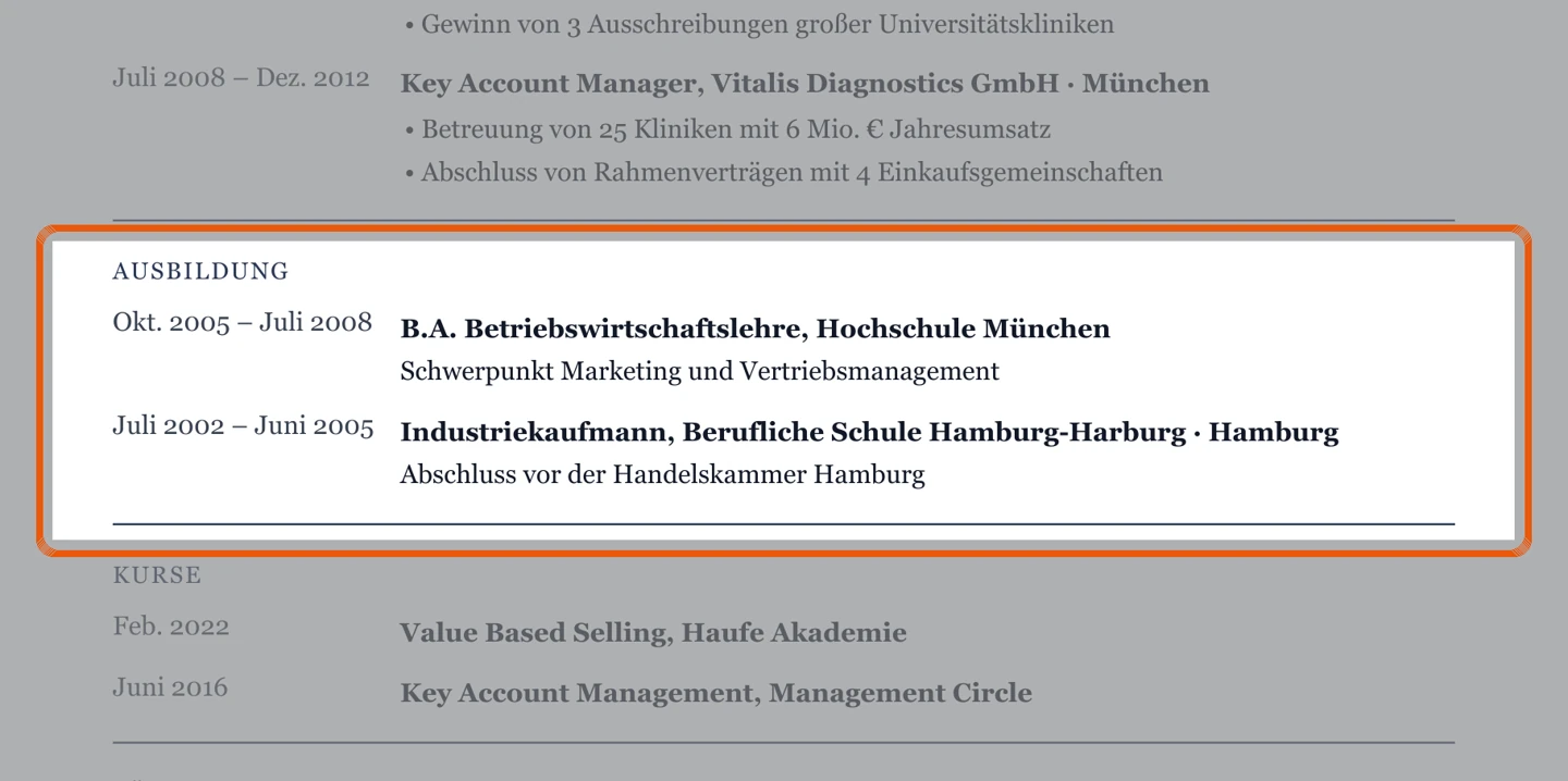Studium und Ausbildung im Muster